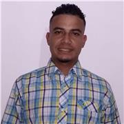 Profesor de deporte y cultura responsable y honesto